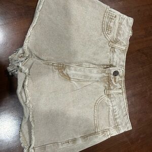Women's Tan Denim Shorts Size 7/27
